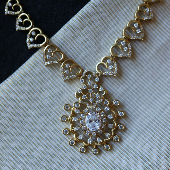 Antique white stone short necklace with earrings