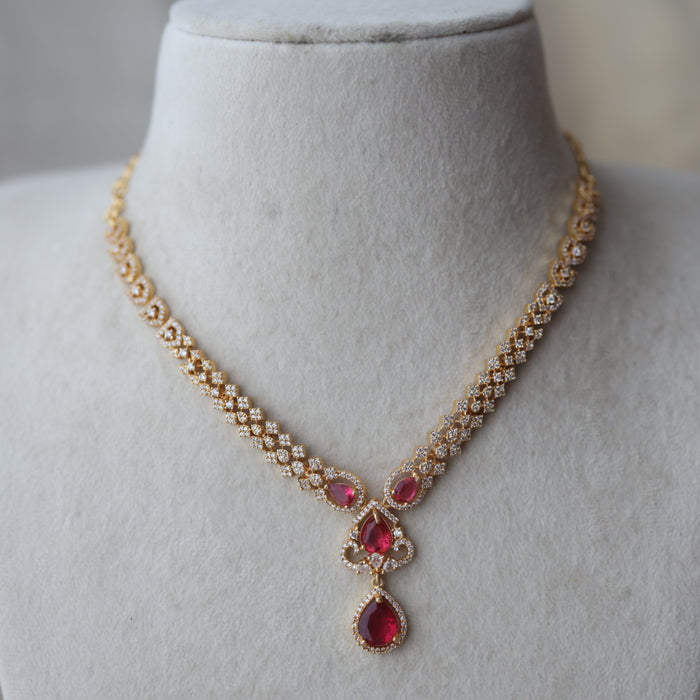 Heritage gold plated ruby white stone short necklace H6313