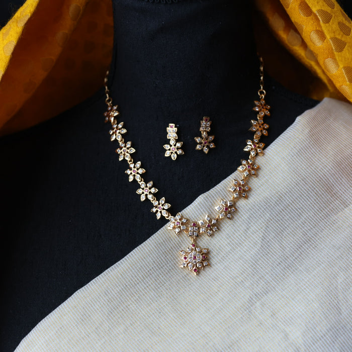 Heritage gold plated short necklace H78253