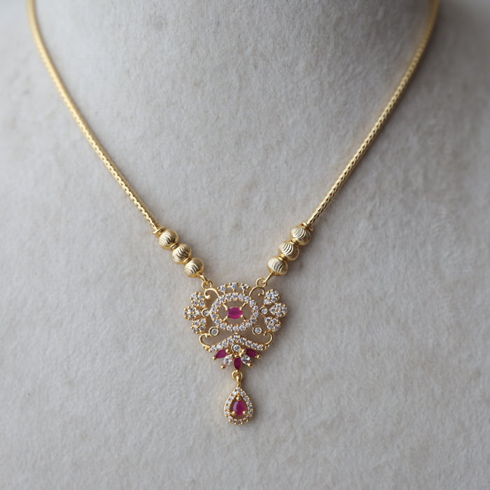 Heritage gold plated ruby white stone short necklace H2179