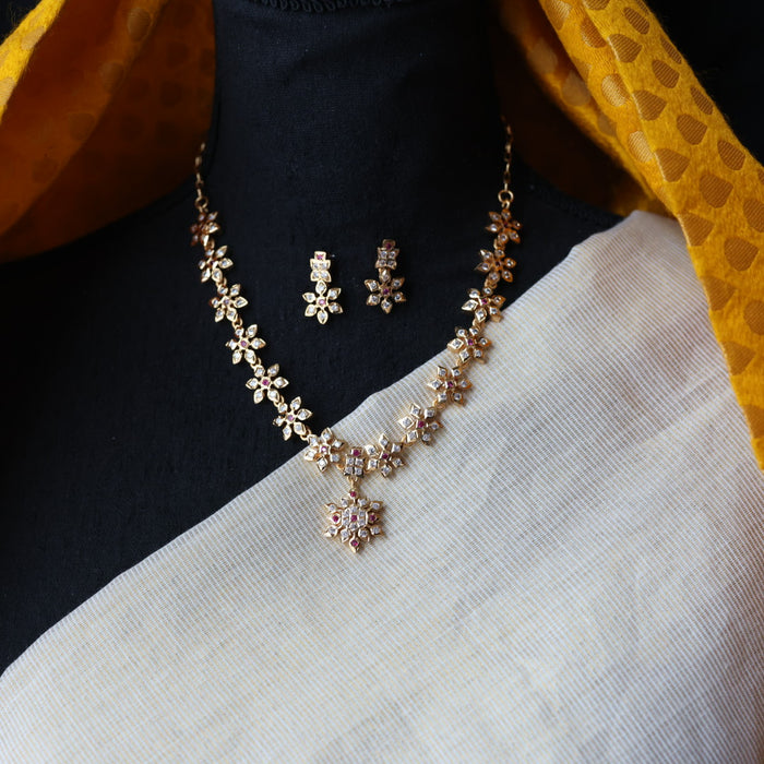 Heritage gold plated short necklace H78253