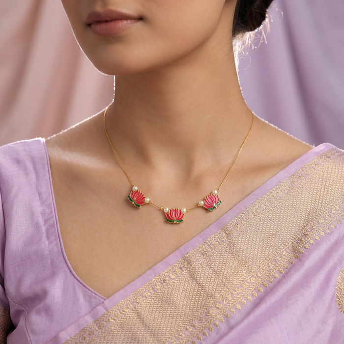 Antique invisible necklace IN078