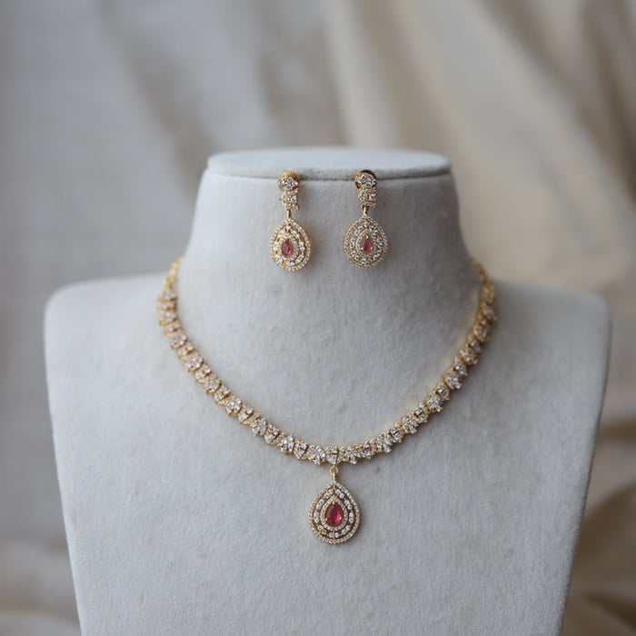 Heritage gold plated ruby white stone short necklace with earrings H190