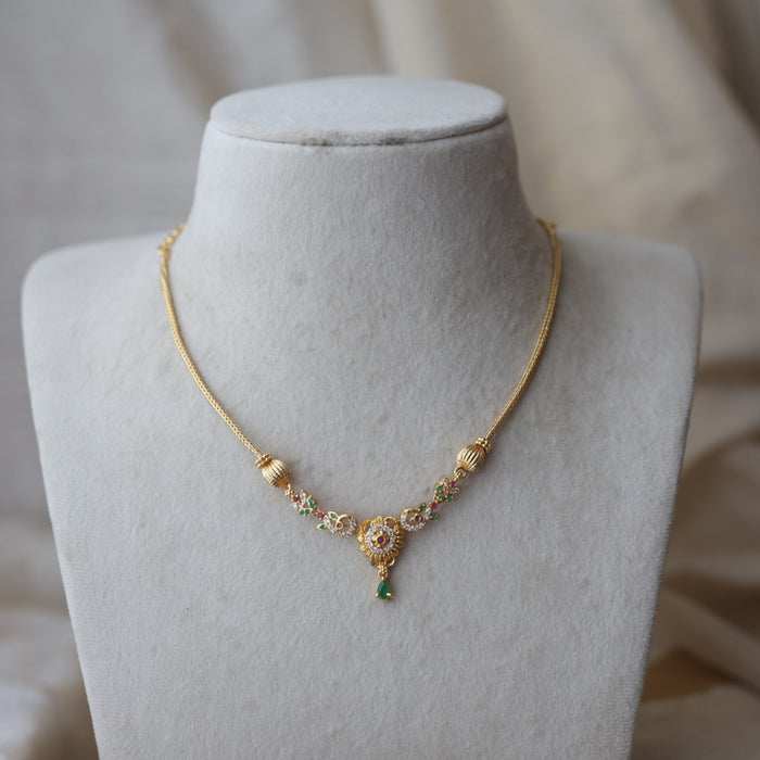 Heritage gold plated ruby white stone short necklace H7213