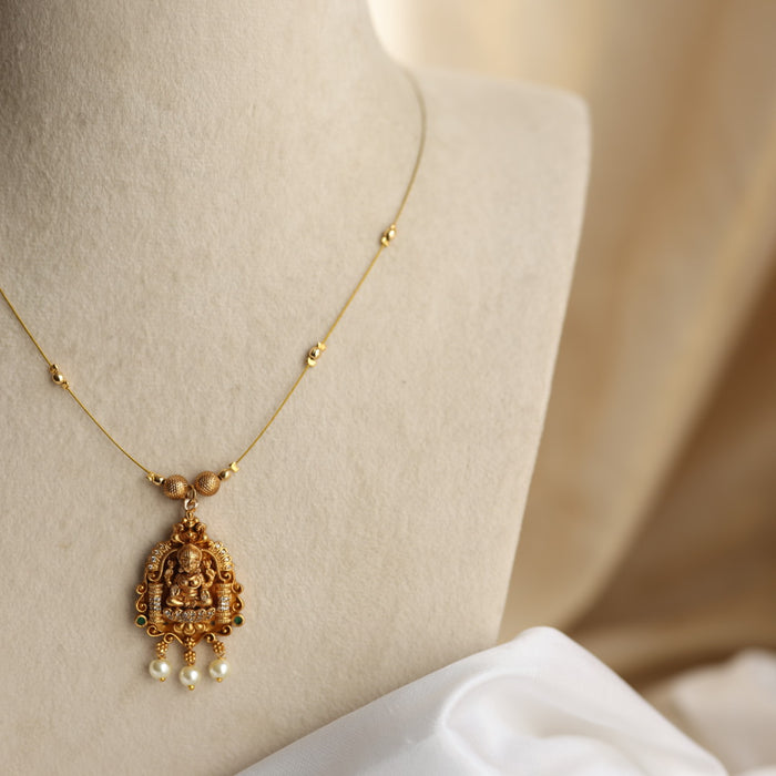 Antique invisible necklace IN078