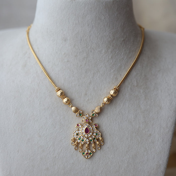 Heritage gold plated ruby white stone short necklace H9833