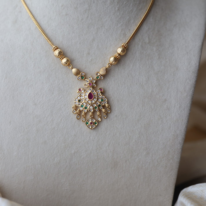 Heritage gold plated ruby white stone short necklace H9833