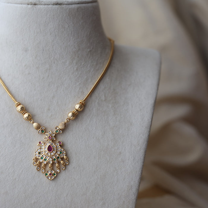 Heritage gold plated ruby white stone short necklace H9833