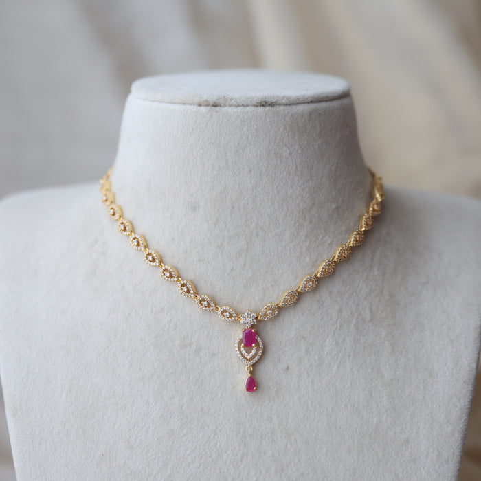 Heritage gold plated ruby white stone short necklace with earrings H7883