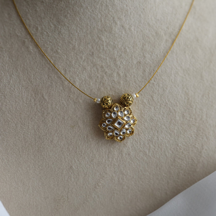 Trendy invisible short necklace IN1012