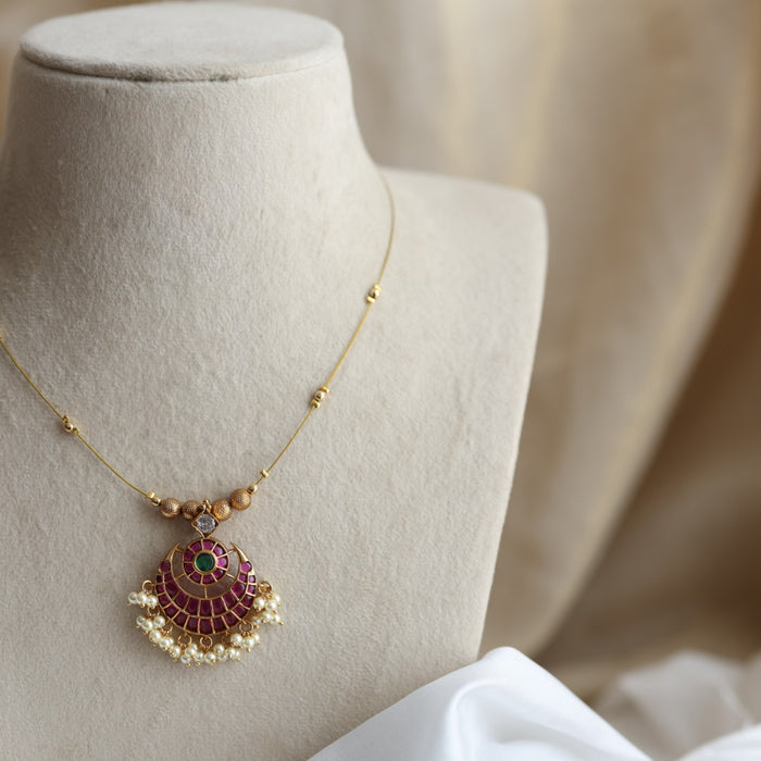 Antique invisible short necklace IN4561