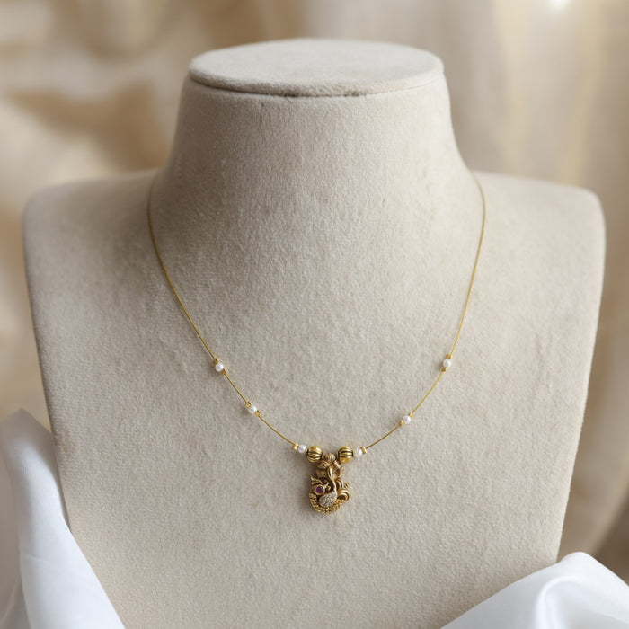 Antique invisible short necklace IN4571