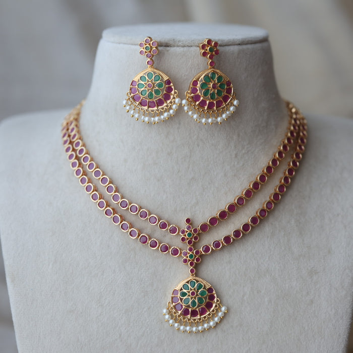 Heritage gold plated ruby green stone layer short necklace H1789