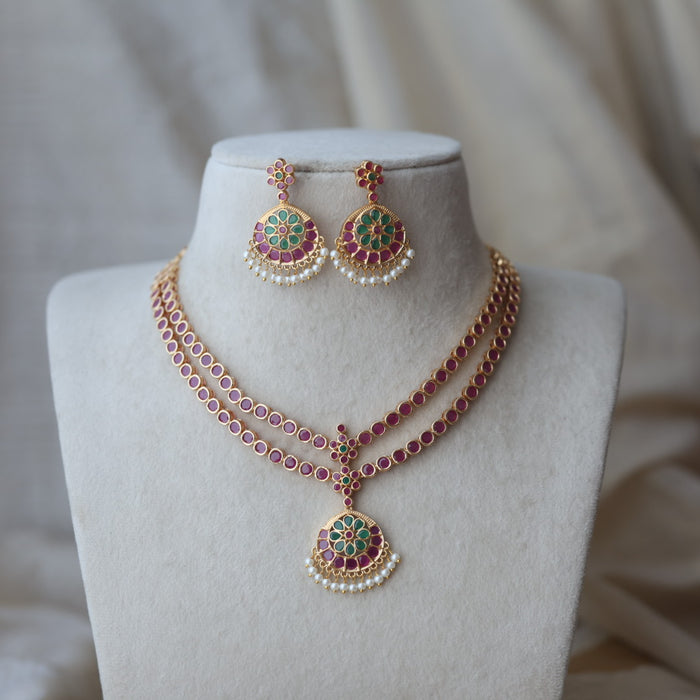 Heritage gold plated ruby green stone layer short necklace H1789