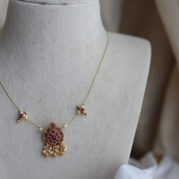 Antique ruby stone invisible short necklace IN246