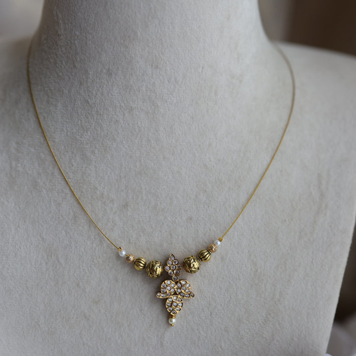Antique mango design invisible short necklace IN2013