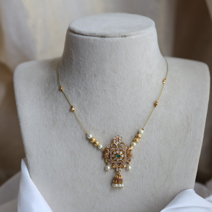 Antique peacock invisible short necklace IN2013