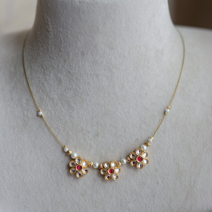 Antique flower invisible short necklace IN20124