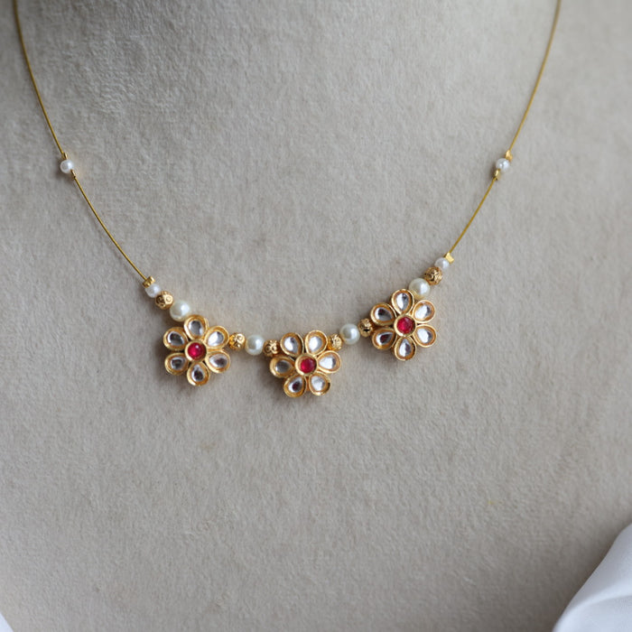 Antique flower invisible short necklace IN20124