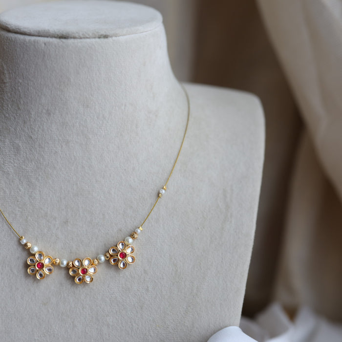 Antique flower invisible short necklace IN20124