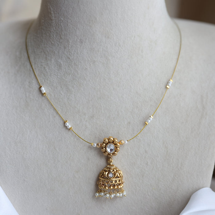 Antique pearl invisible short necklace IN3459