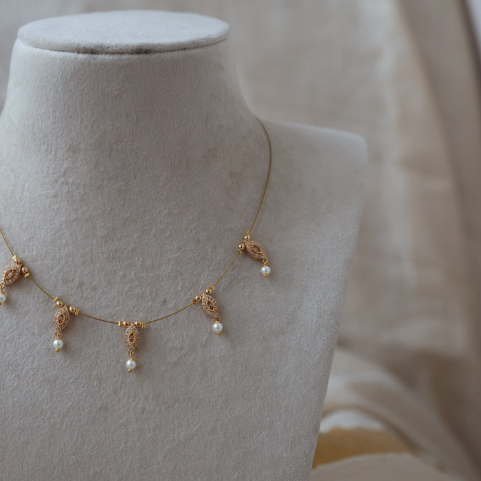 Heritage invisible short necklace IN3021