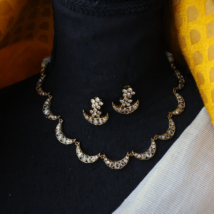 Antique gold simple white stone short necklace and earrings TT02433