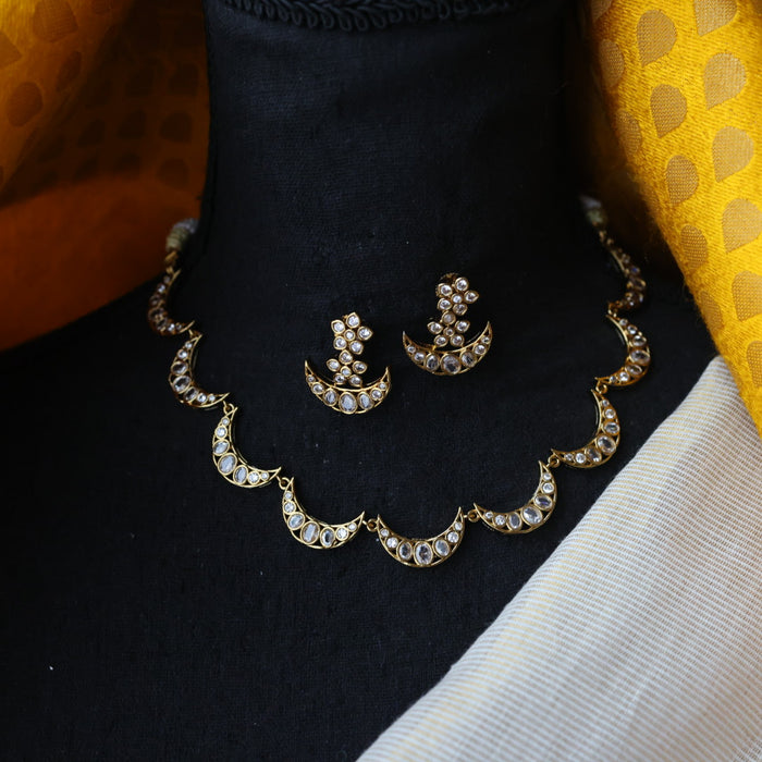 Antique gold simple white stone short necklace and earrings TT02433