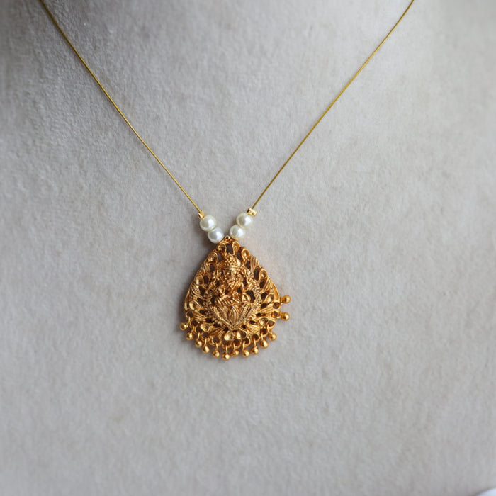 Antique invisible short necklace IN3833