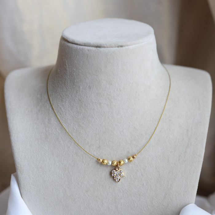 Heritage gold plated invisible short necklace IN3382