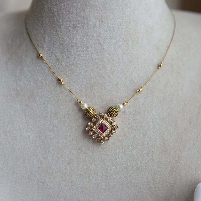 Antique invisible short necklace IN37833