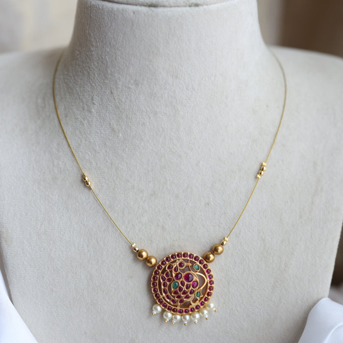 Antique ruby stone invisible short necklace IN322