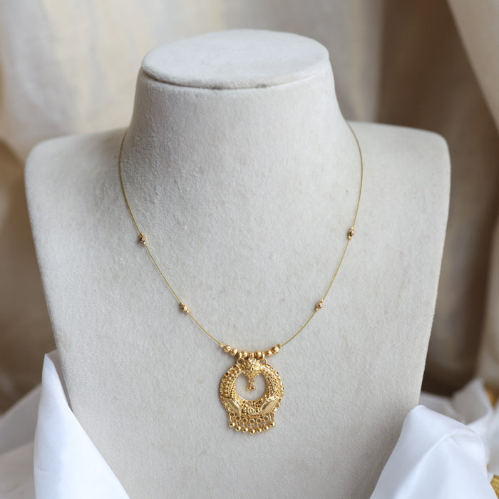 Heritage gold plated invisible short necklace IN1122