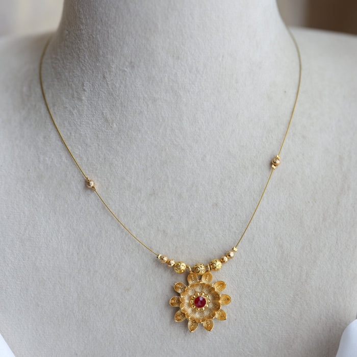 Heritage gold plated invisible short necklace IN222