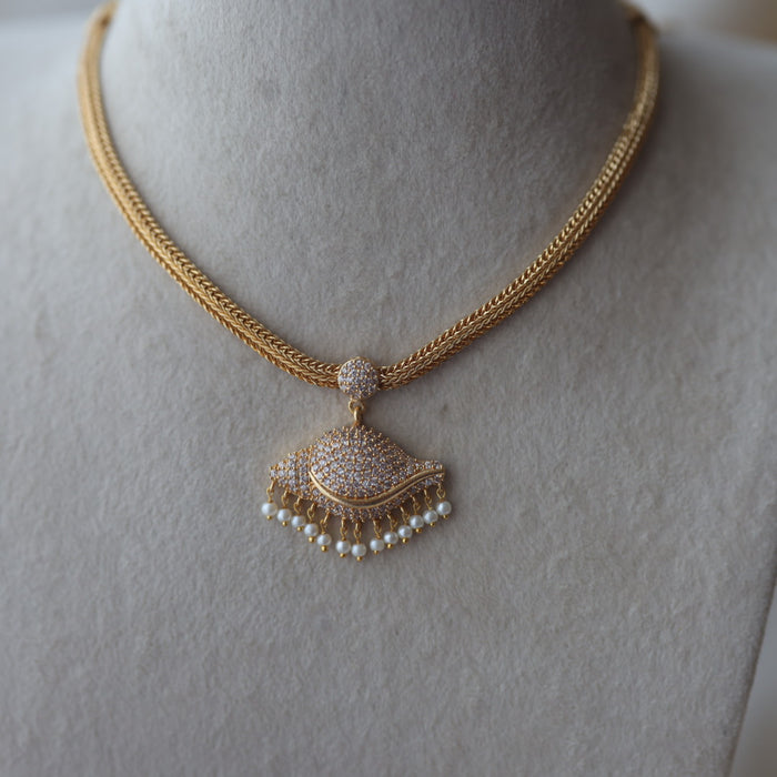 Heritage gold plated kodi design sangu pendant short necklace H3211