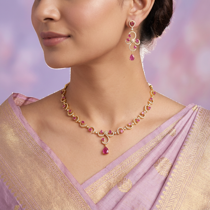 Heritage gold plated ruby white stone short necklace H789