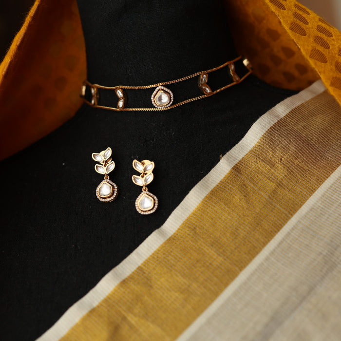 Minimal kundan choker necklace with earrings MS1055