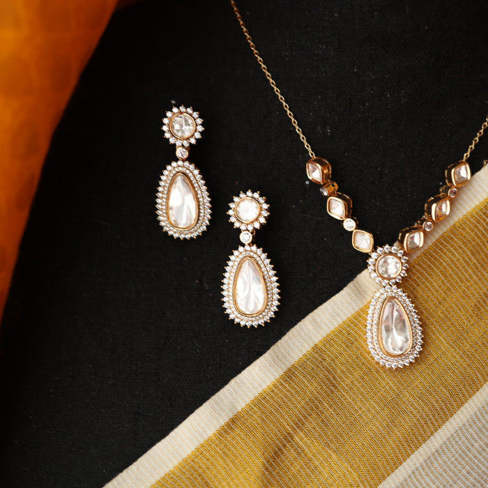 Minimal kundan short necklace with earrings MS111