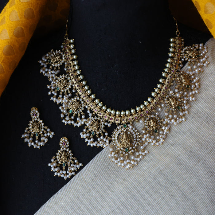 Antique pearl short necklace and earrings SS12932
