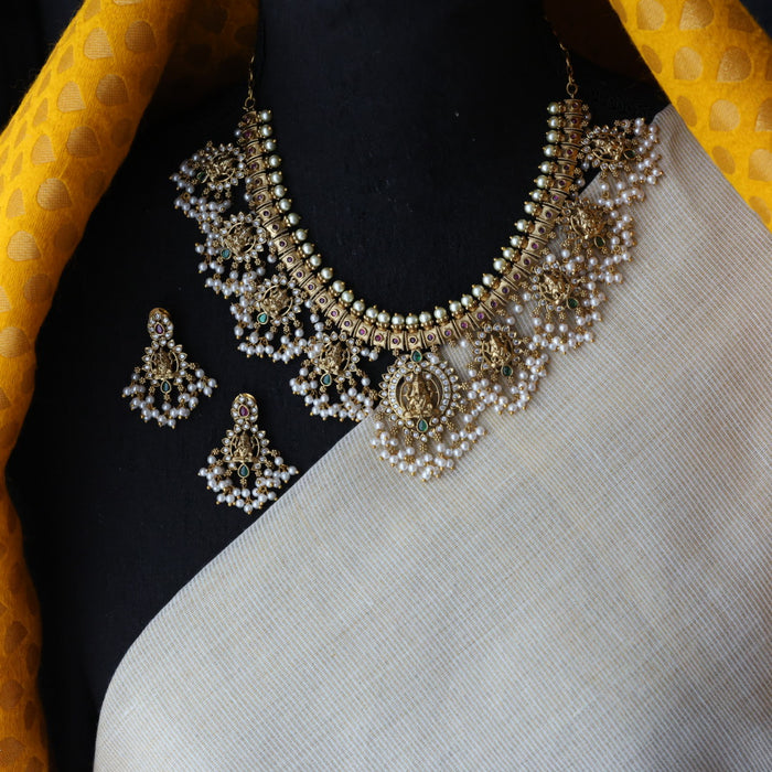 Antique pearl short necklace and earrings SS12932