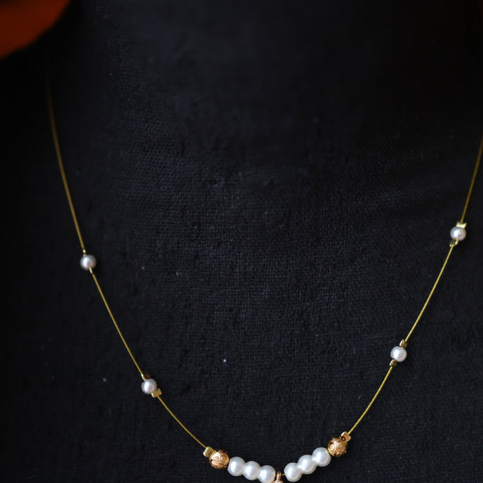 Heritage gold plated invisible short necklace IN9034
