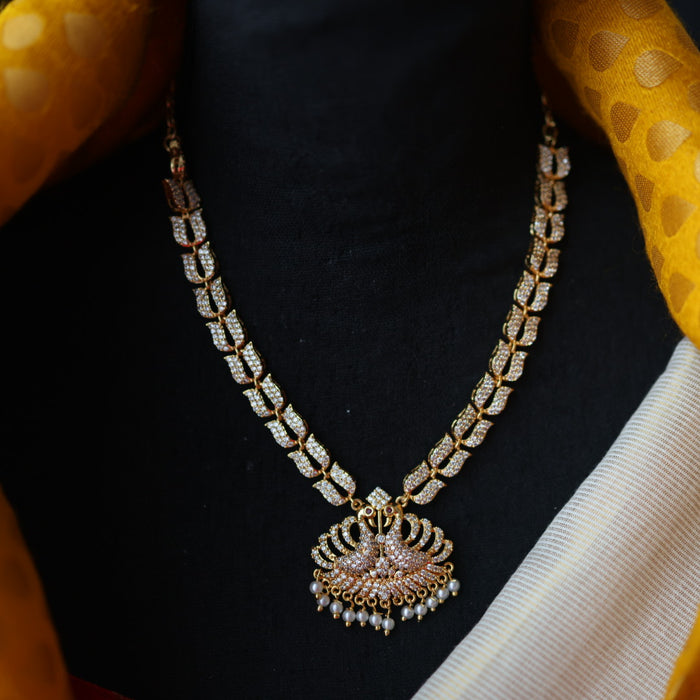 Heritage gold plated ruby white stone short necklace set with earrings H8623