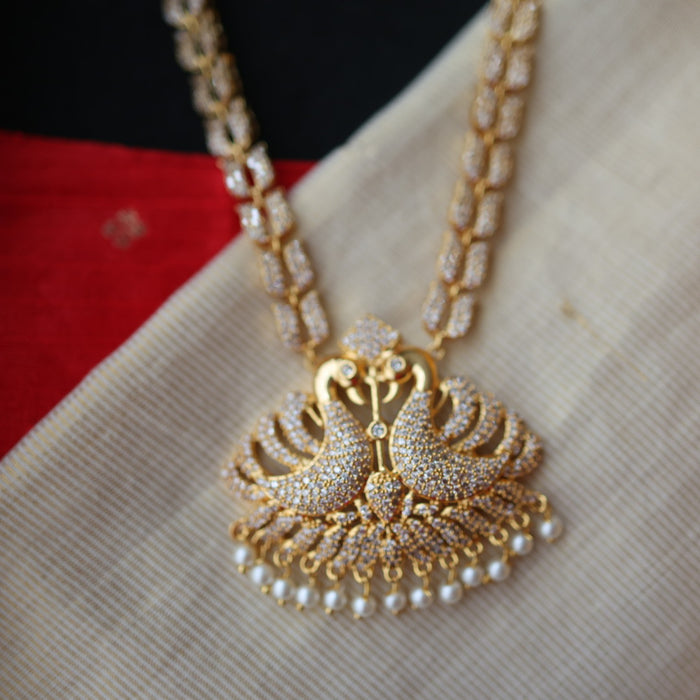 Heritage gold plated white stone long necklace with earrings HL576