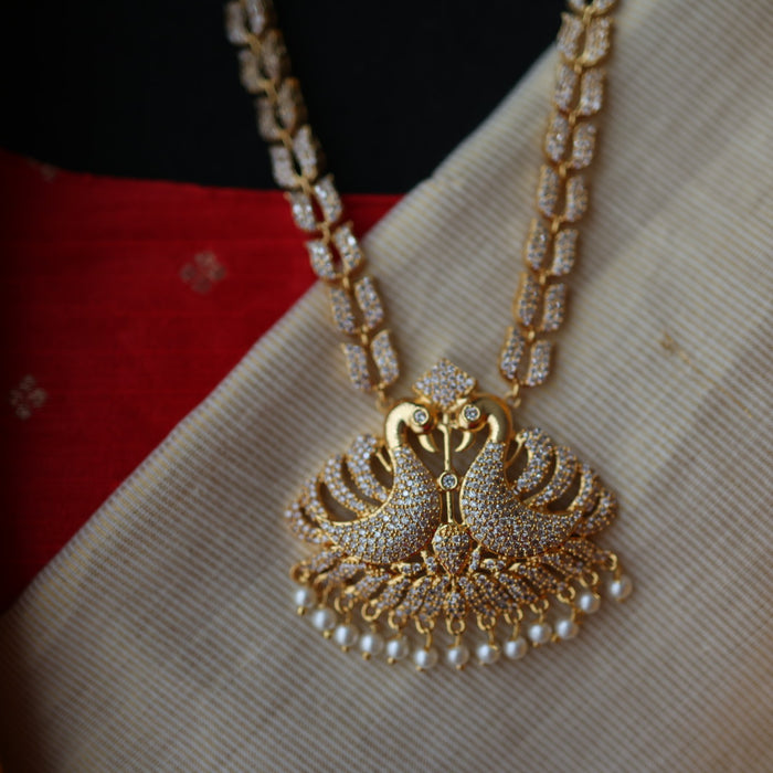 Heritage gold plated white stone long necklace with earrings HL576