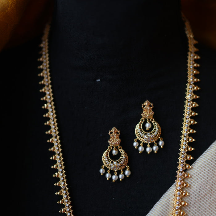 Heritage gold plated white stone long necklace with earrings HL5713