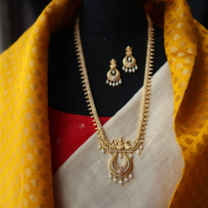 Heritage gold plated white stone long necklace with earrings HL5713