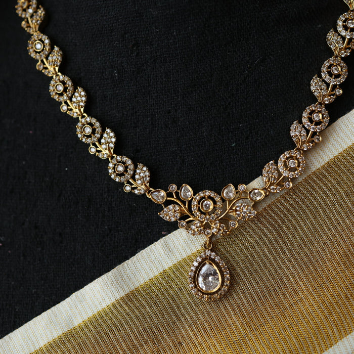 Antique white stone short necklace with earrings TTS46024