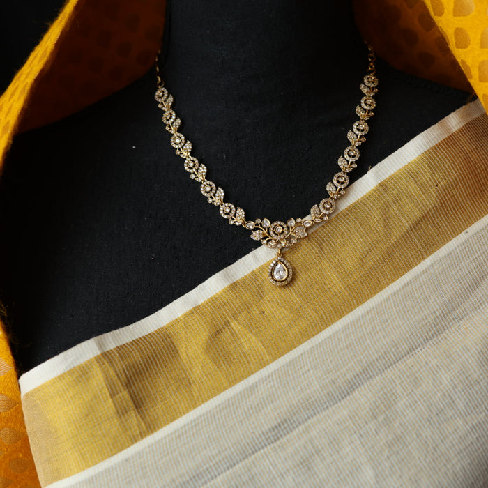 Antique white stone short necklace with earrings TTS46024