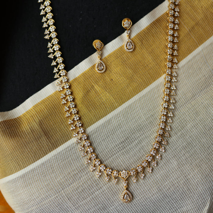 Antique white stone long necklace with earrings LL03555