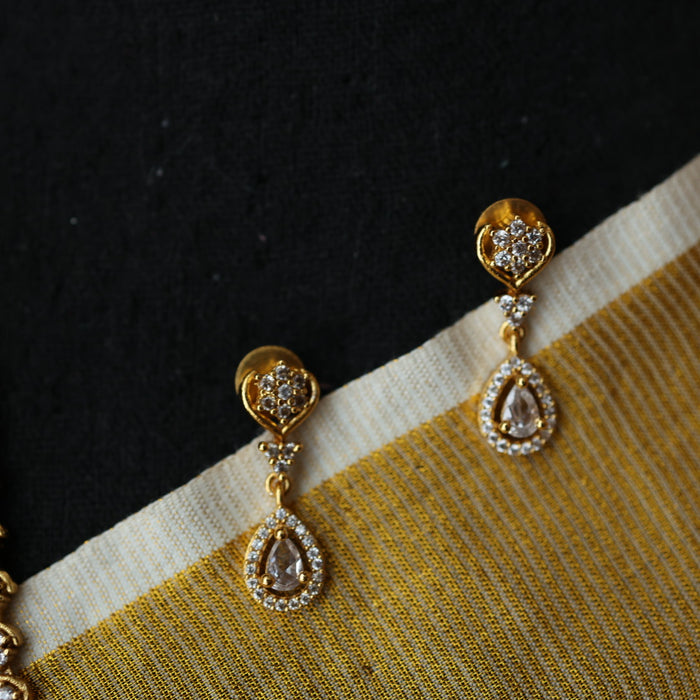 Antique white stone long necklace with earrings LL03555